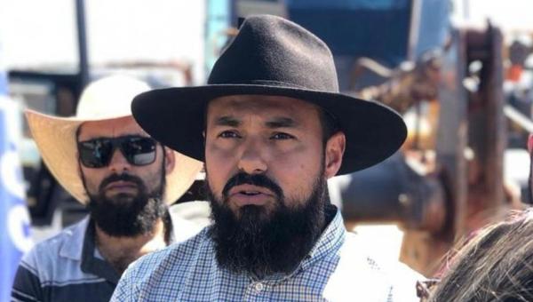 Prefeito Max Barbosa parabeniza servidores pelo Dia do Servidor Público em Araguanã 