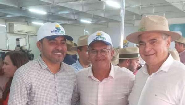 Prefeito Valdemar Nepomoceno se reúne com diversas autoridades na Agrotins volta apresenta demandas de Ananás 