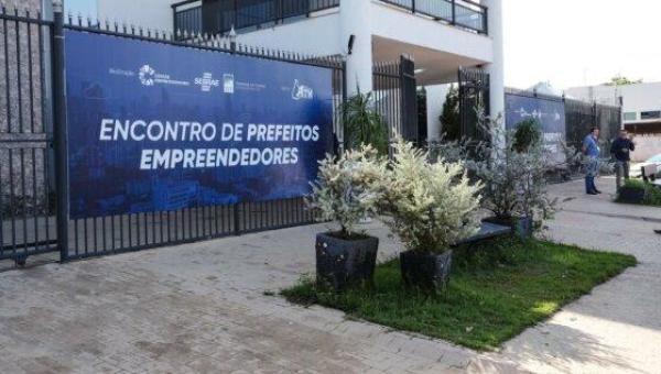 Prefeitos de Esperantina e de Tocantinópolis são finalistas no prêmio Prefeito Empreendedor 2022