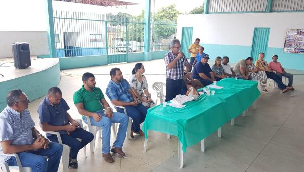 Prefeitura de Ananás realiza reabertura da Feira Coberta do Município