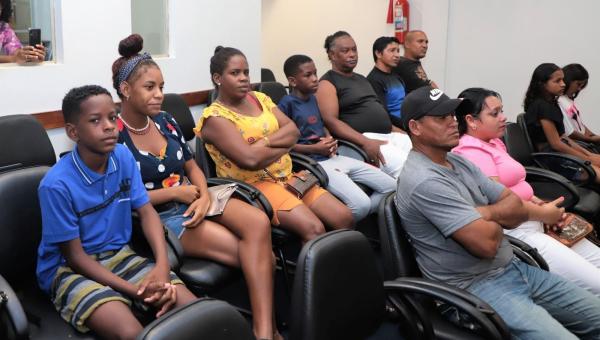 Prefeitura de Araguaína oferta aulas de Língua Portuguesa à imigrantes