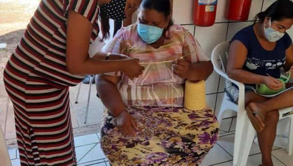 Prefeitura de Arapoema realiza curso de artesanato para mulheres