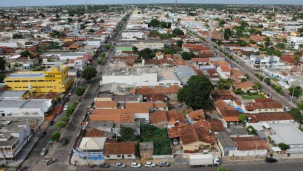 Prefeitura de Colinas do Tocantins antecipa mais uma vez o salário dos servidores