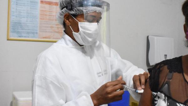 Prefeitura de Colinas do Tocantins recebe mais de mil doses da vacina Janssen e amplia para público geral 40 anos