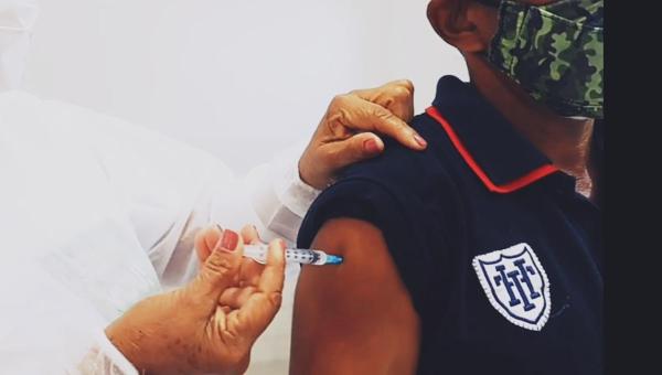 Prefeitura realiza imunização de pessoas entre 50 e 59 anos de idade em Xambioá