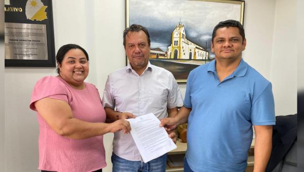 Presidente da Fetopesca solicita emenda parlamentar para instalação de energia solar na Colônia de Pescadores em Araguanã

