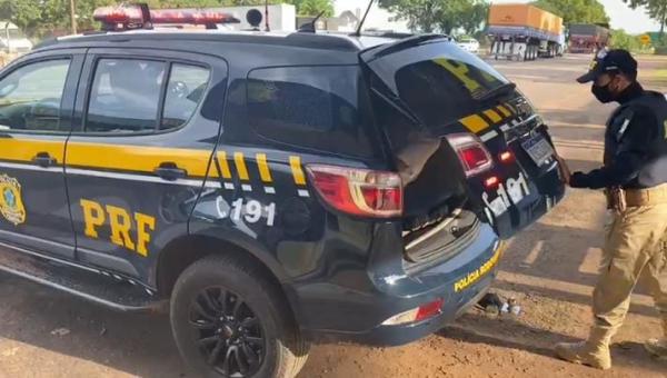 PRF apreende R$ 300 mil em Guaraí com homem suspeito de cometer crime de lavagem de dinheiro