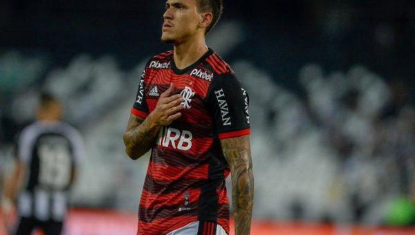 Proposta irrecusável: Flamengo define valor para liberar o atacante Pedro
