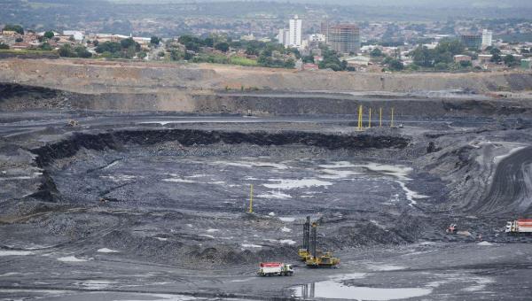 Relatório mostra que atividade mineradora teve fiscalização menos rigorosa no governo Bolsonaro