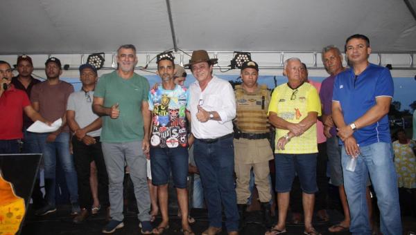Deputado Amélio prestigia final da III Taça Piaka de Futebol Amador e frisa incentivo ao esporte em Goiatins
