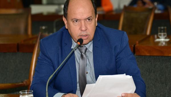 Requerimento de Gipão pede recuperação das rodovias TO-010 e TO-230