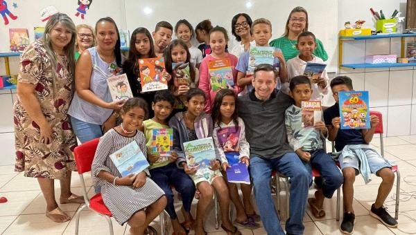 Roda de Conversa com Zacarias Martins movimenta escola municipal de Araguaína