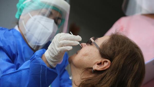 Saiba quais são as diferenças entre os sintomas da gripe e da Covid-19