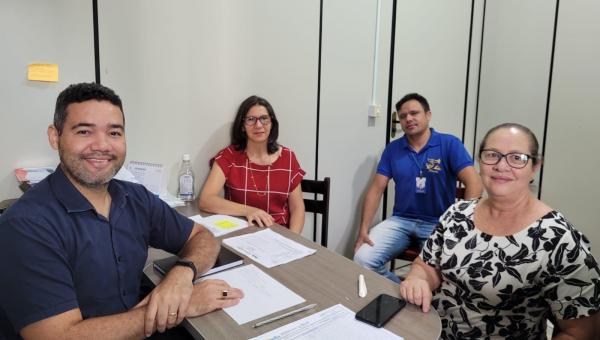 Secretaria de Educação de Ananás discute implantação da Orquestra Sinfônica Municipal 