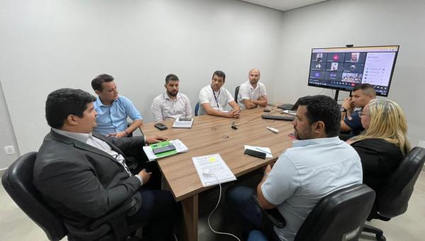 Secretário da Saúde Carlos Felinto reúne diretorias de hospitais para alinhar fluxo das cirurgias eletivas