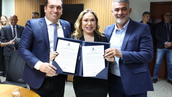 Semana da Mulher: Luana Ribeiro, primeira e única deputada a presidir a Aleto