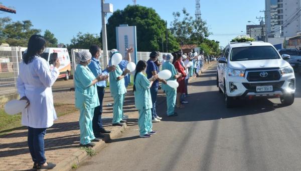 Servidores do HGP prestam homenagem ao médico Ewaldo Borges 