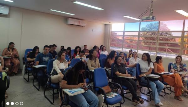 SES-TO capacita profissionais do Hospital Regional de Gurupi sobre transplante sanguíneo

 