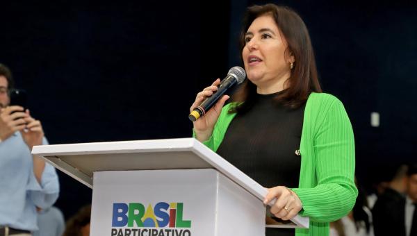 Tebet defende que reforma tributária vai fazer o Brasil crescer