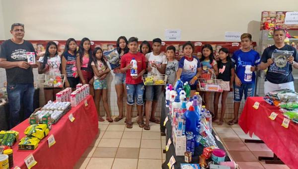 Tocantinópolis: Escola Indígena Mãtyk cria supermercado fictício para trabalhar conteúdos de matemática com estudantes