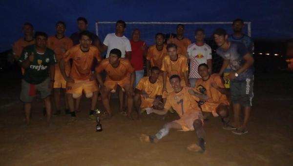 Torneio de futebol amador leva diversão aos atletas de Nova Olinda