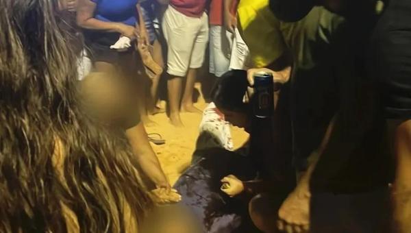 Três pessoas são baleadas durante festa na Praia das Arnos