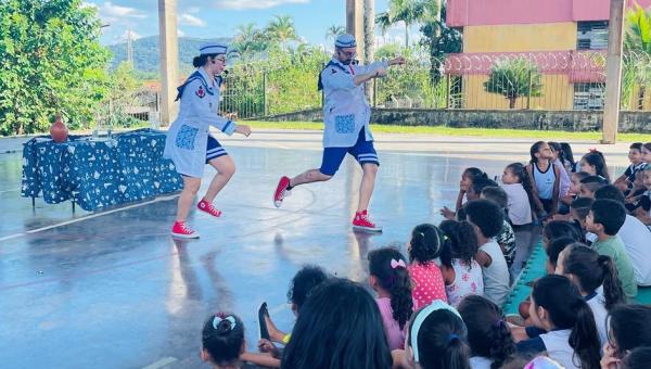 Trupe da Meia Noite e do Meio Dia estreia peça infantil gratuita sobre diversidade em cidades do Tocantins no próximo dia 02 de maio