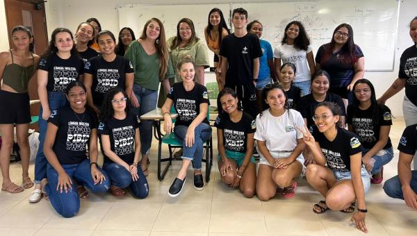 UFNT celebra o sucesso do PIBID em solenidade de encerramento do Curso de Letras/Inglês