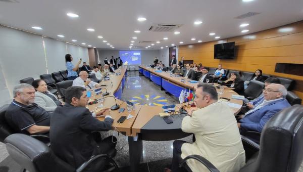 Valdemar Júnior é indicado ao cargo de presidente da União de Parlamentares Sul–Americanos e do Mercosul