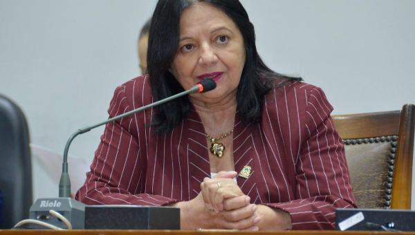 Valderez solicita, em requerimento, reforma de ponte, serviços de infraestrutura e federalização de rodovia no TO