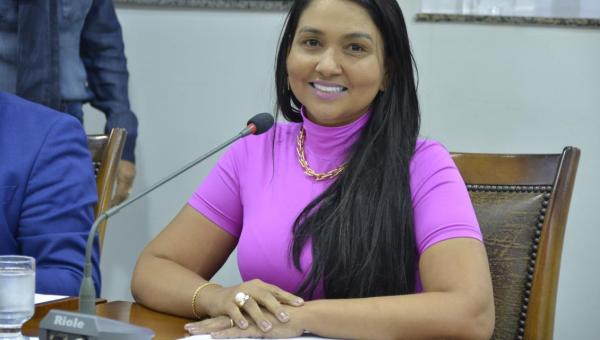 Vanda atende pedido da comunidade e requer estadualização de estrada entre Araguaína e Piraquê 