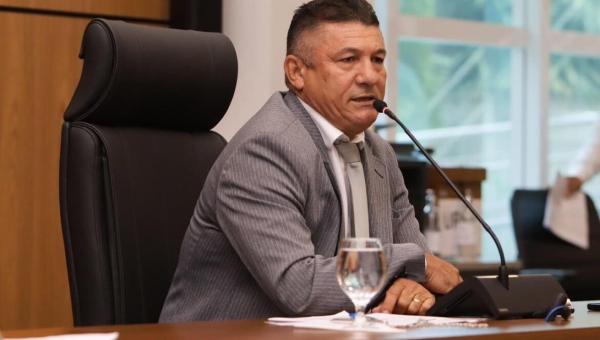 Vereador Márcio Reis requer vistoria técnica nas unidades de saúde em Palmas
