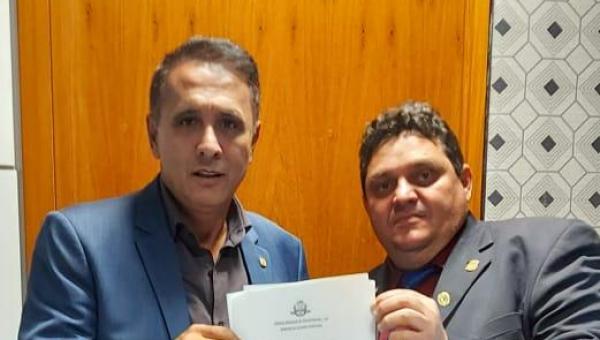 Vereador Padeirinho apresenta demandas de Wanderlândia a parlamentares do Tocantins
