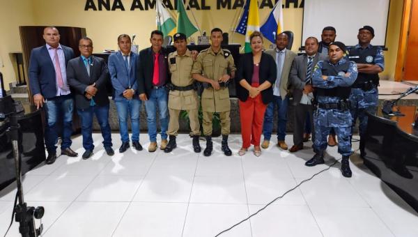Vereadora Valéria Batista solicita instalação de câmeras de monitoramento em escolas de Monte do Carmo