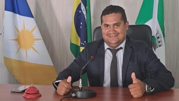 Vereadores ligados ao grupo de apoio à Cajueiro tentam boicotar as eleições da UVET 