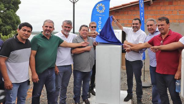 Wanderlei Barbosa celebra 33 anos de Esperantina inaugurando obras estruturais de R$ 17,7 milhões
