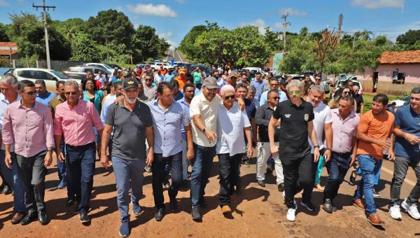 Wanderlei Barbosa entrega recuperação da TO-210 em Tocantinópolis após espera de 20 anos