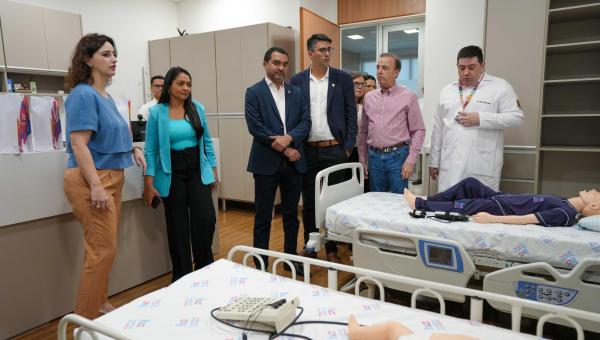 Wanderlei Barbosa reforça parceria para implantar radiologia do Hospital de Amor em Palmas