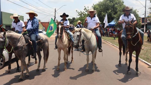 XXVII Cavalgada de Ananás reuniu diversas comitivas e mostrou a força do agro 