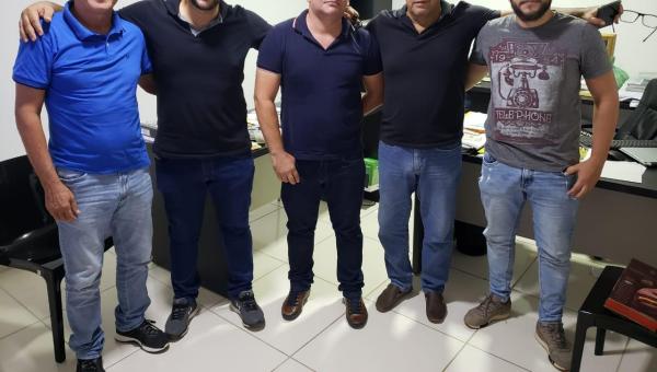 Deputado Fabion participa de enduro e visita cidades do Bico durante final de semana