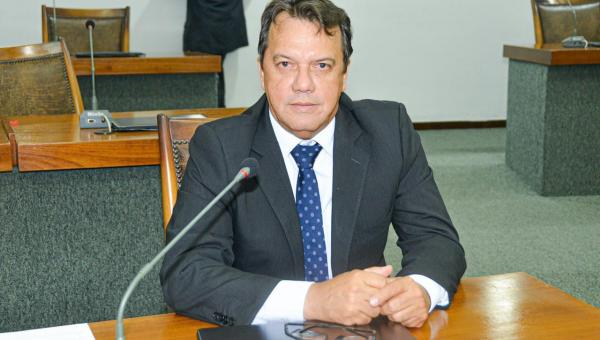 Deputado Fabion requer com urgência a recuperação de rodovias no norte do Tocantins