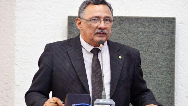 Deputados Questionam Desconto em Folha de Usuários do Plansaúde