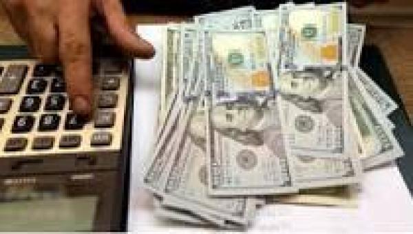 Dólar sobe mais de 1% contra real em novo dia de pessimismo no exterior