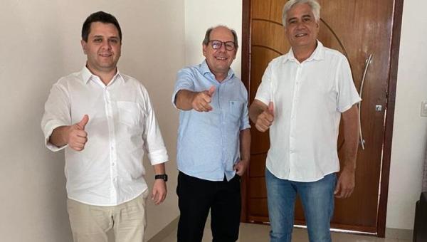 Eduardo Madruga debate Tocantins com Deputado Tiago Dimas e ex-prefeito de Araguaína Ronaldo Dimas 