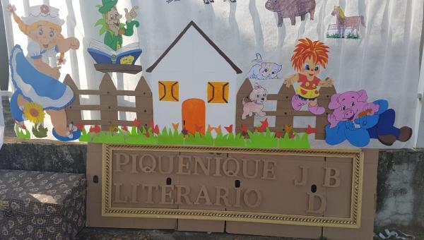 EDUCAÇÃO: Escola Municipal João Dias Borges incentiva alunos ao hábito da leitura com o I Piquenique Literário 