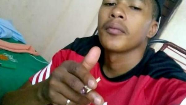 'Ele estava jurado de morte', diz pai de jovem assassinado com tiro na cabeça em Palmas