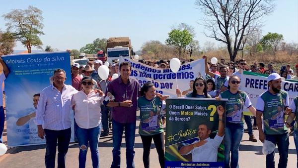 Em protesto por resolução do assassinato de Moisés da Sercon, assinaturas são colhidas para pedir intervenção do Ministério da Justiça