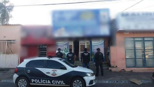 Empresária é suspeita de aplicar golpes bancários em idosos analfabetos