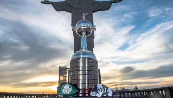 ESPORTE: Palmeiras e Santos decidem a Libertadores no Maracanã