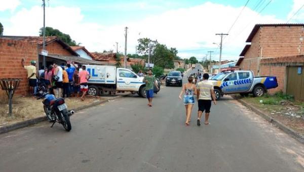  Jovem de 23 anos é morto a tiros em bar de araguaina